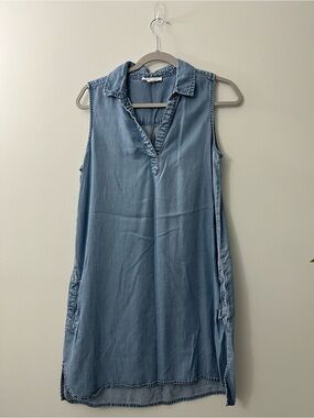 beachlunchlounge Light Chambray Shirt Top